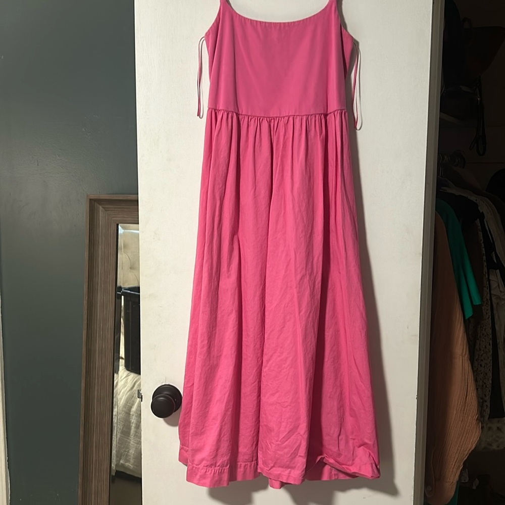 Pink woman’s Old Navy dress
